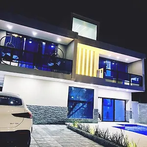  Villa Residencial Sfa